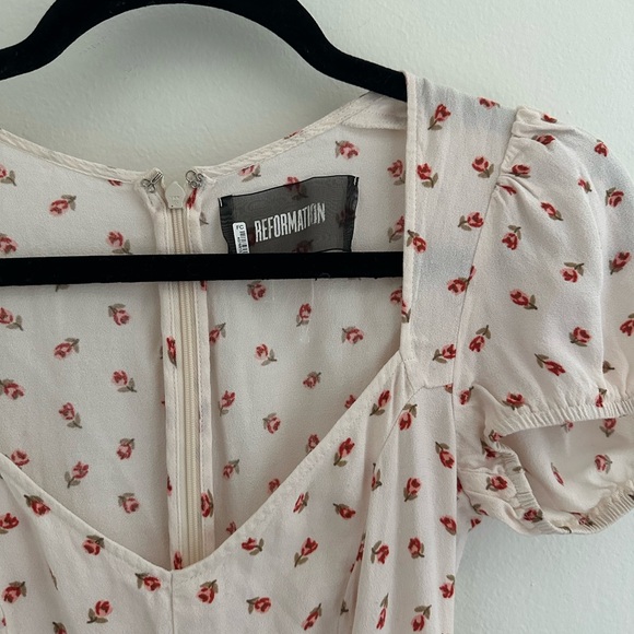 REFORMATION FLORAL DRESS - Picture 2 of 7